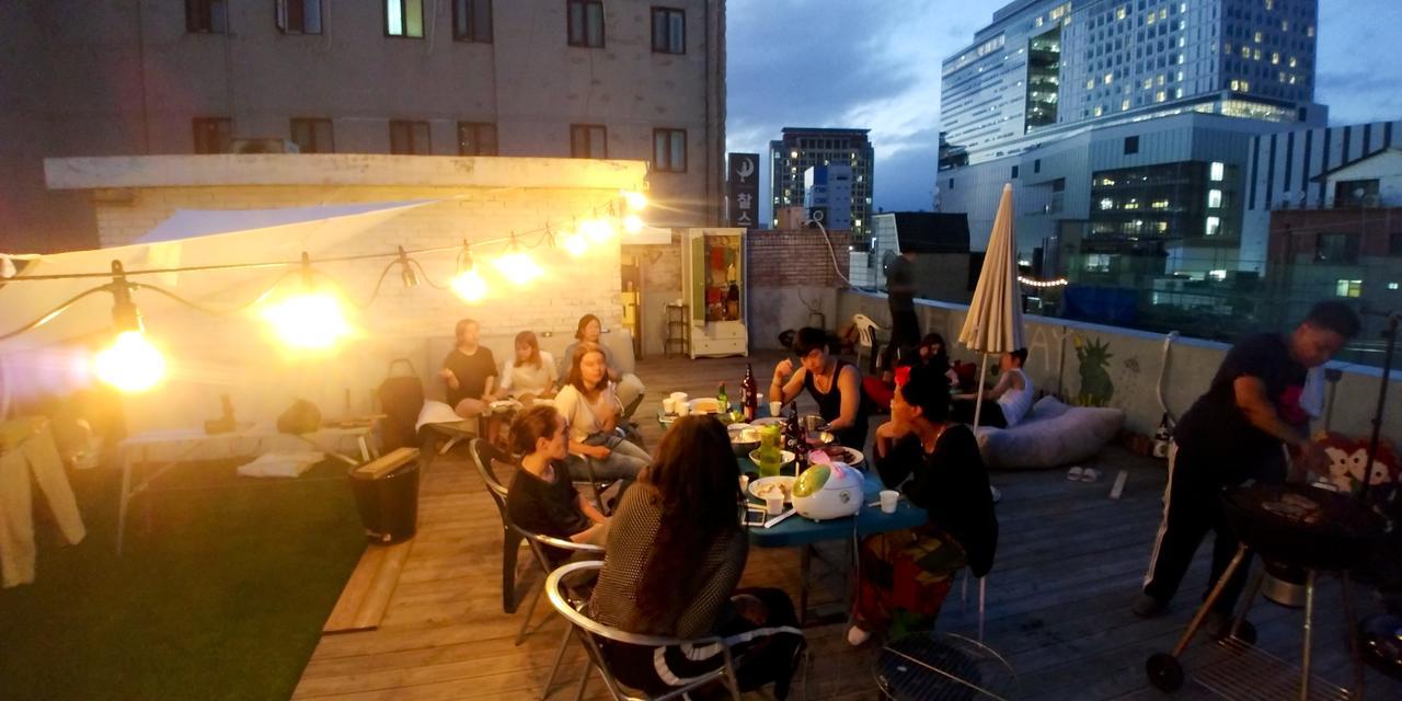 Fun Fun Stay Guesthouse Сеул Екстериор снимка