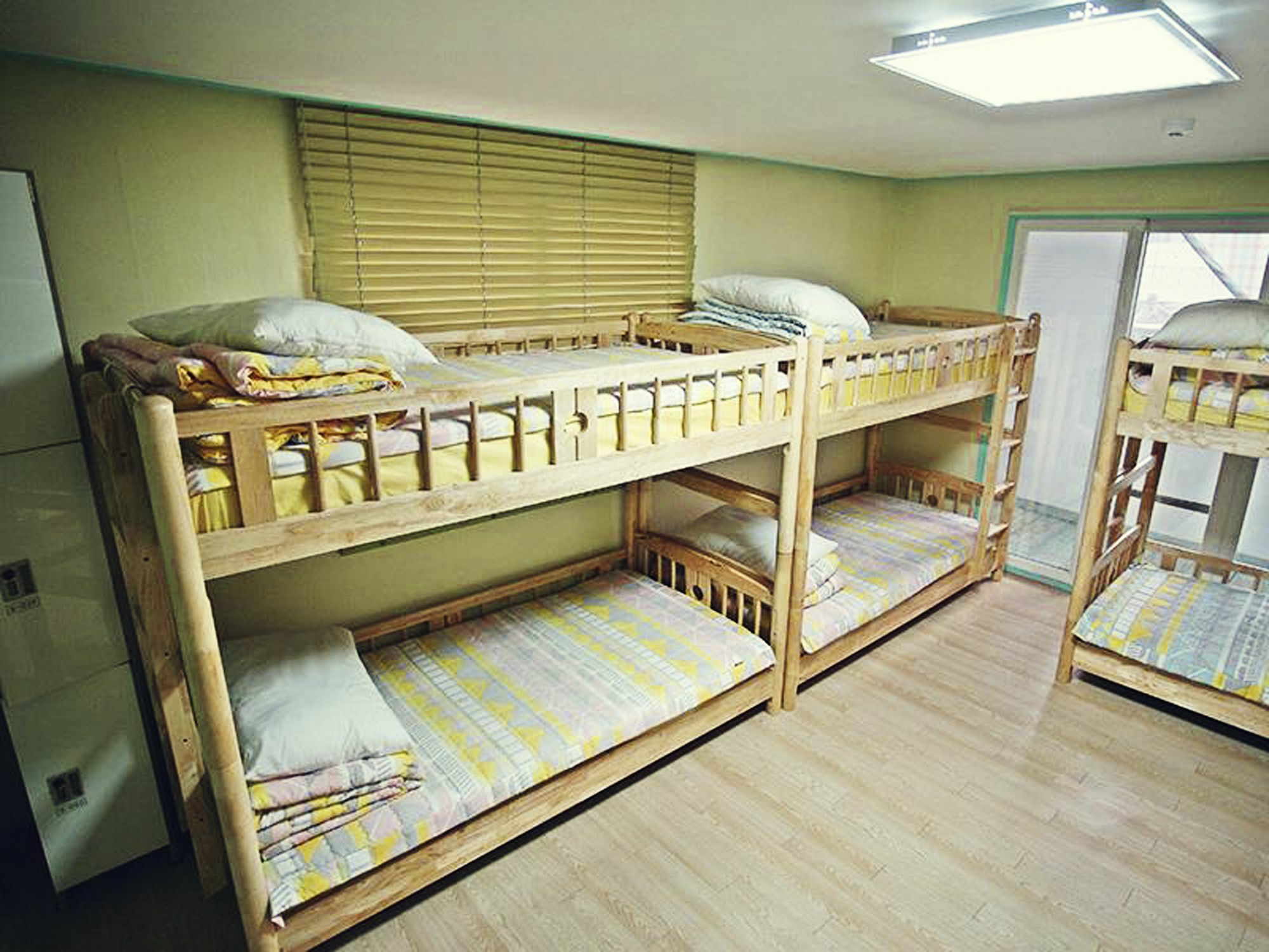 Fun Fun Stay Guesthouse Сеул Екстериор снимка